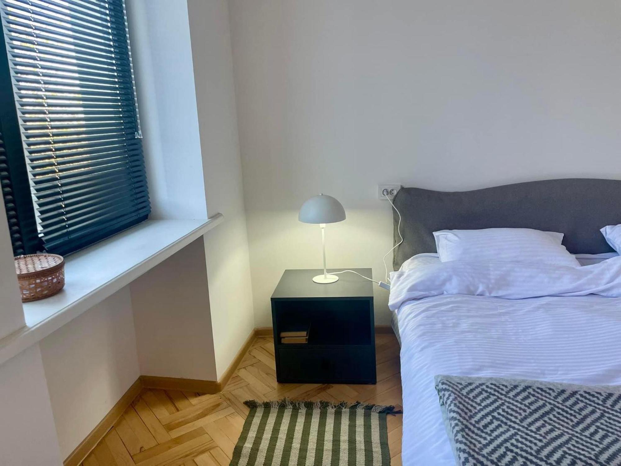 Twins Guest House Телави Екстериор снимка