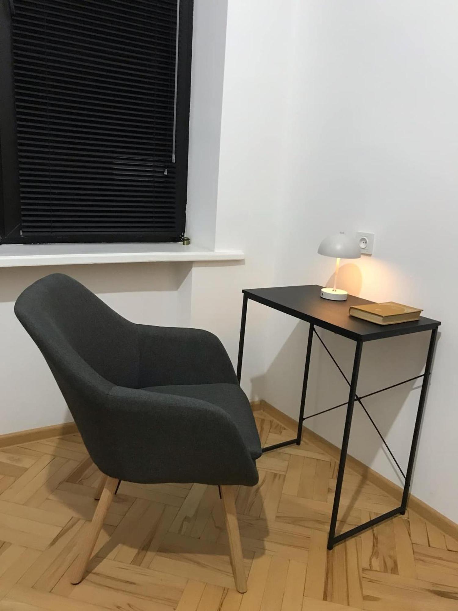 Twins Guest House Телави Екстериор снимка